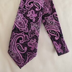 Countess Mara Pink and Black Paisley Elegant Luxury Men's Silk Necktie Tie